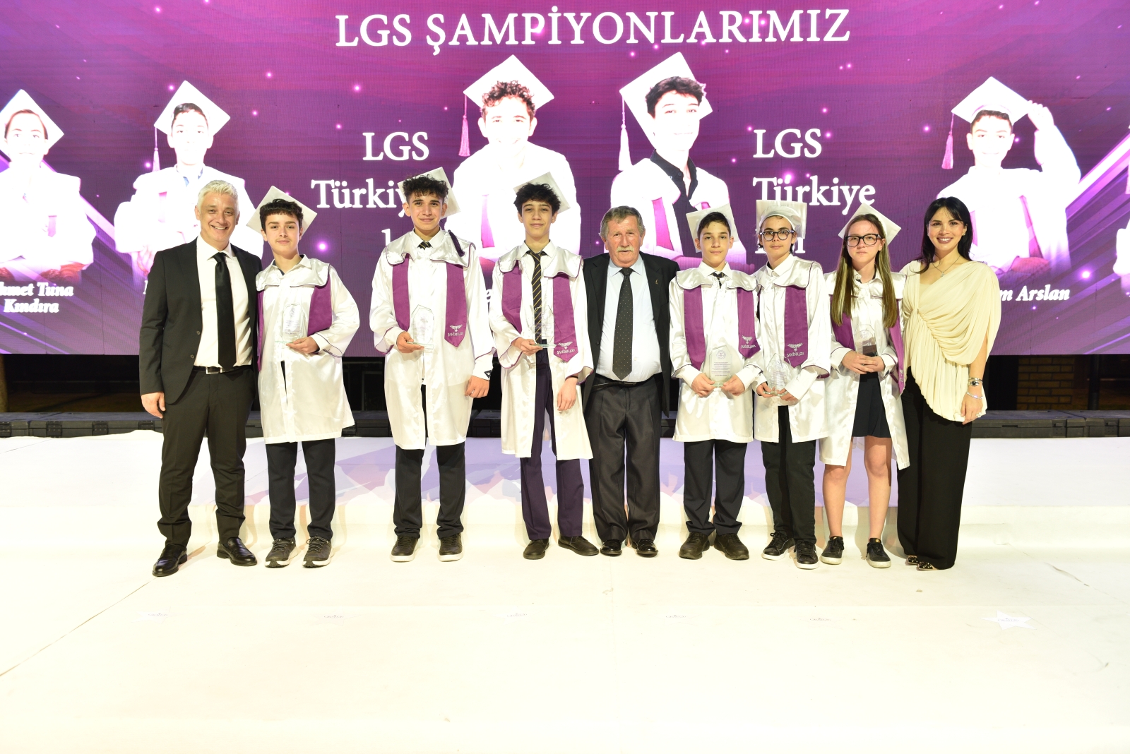 Şahinkayalı Öğrenciler Bursa'nın Gururu Oldular