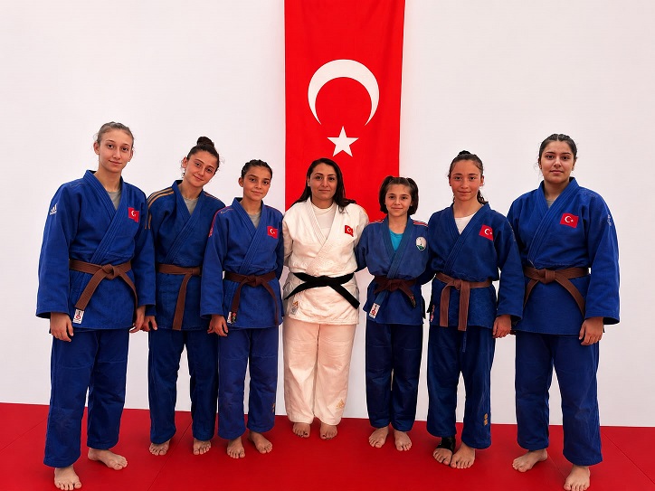 Osmangazi'nin Milli Judocuları Avrupa Kupası'nda