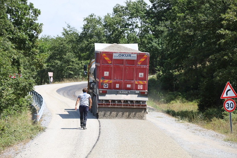 Büyükşehir’den İznik’te Yollara Konfor Ayarı