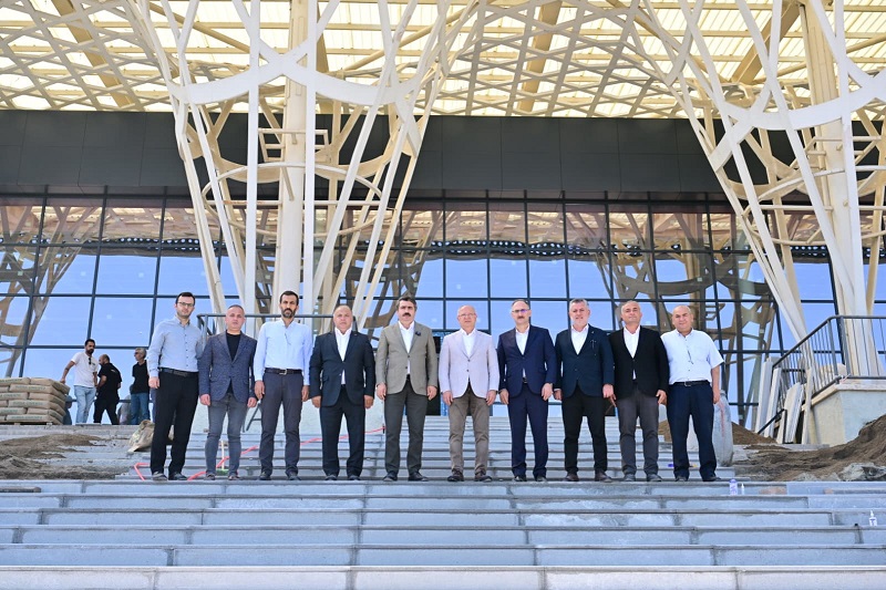 Piremir Gençlik ve Spor Merkezi Gün Sayıyor
