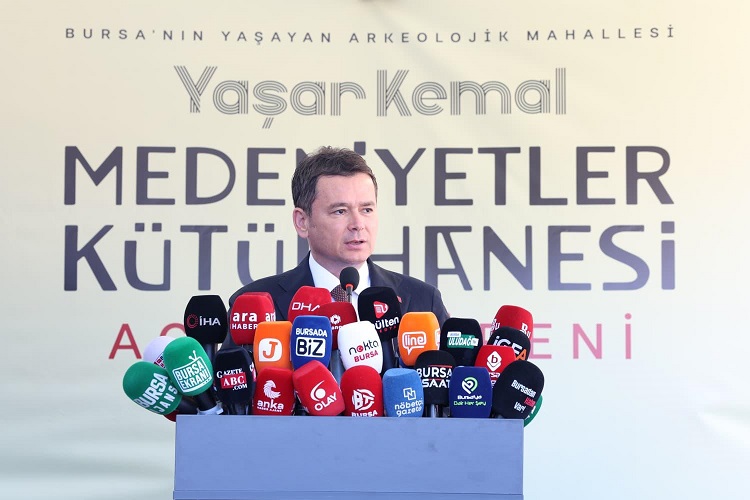 Osmangazi’de Yaşar Kemal Medeniyetler Kütüphanesi Hizmete Açıldı