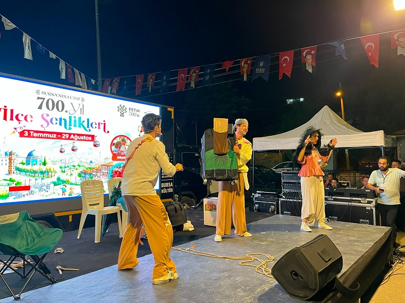 Büyükorhan'da Şenlik Coşkusu