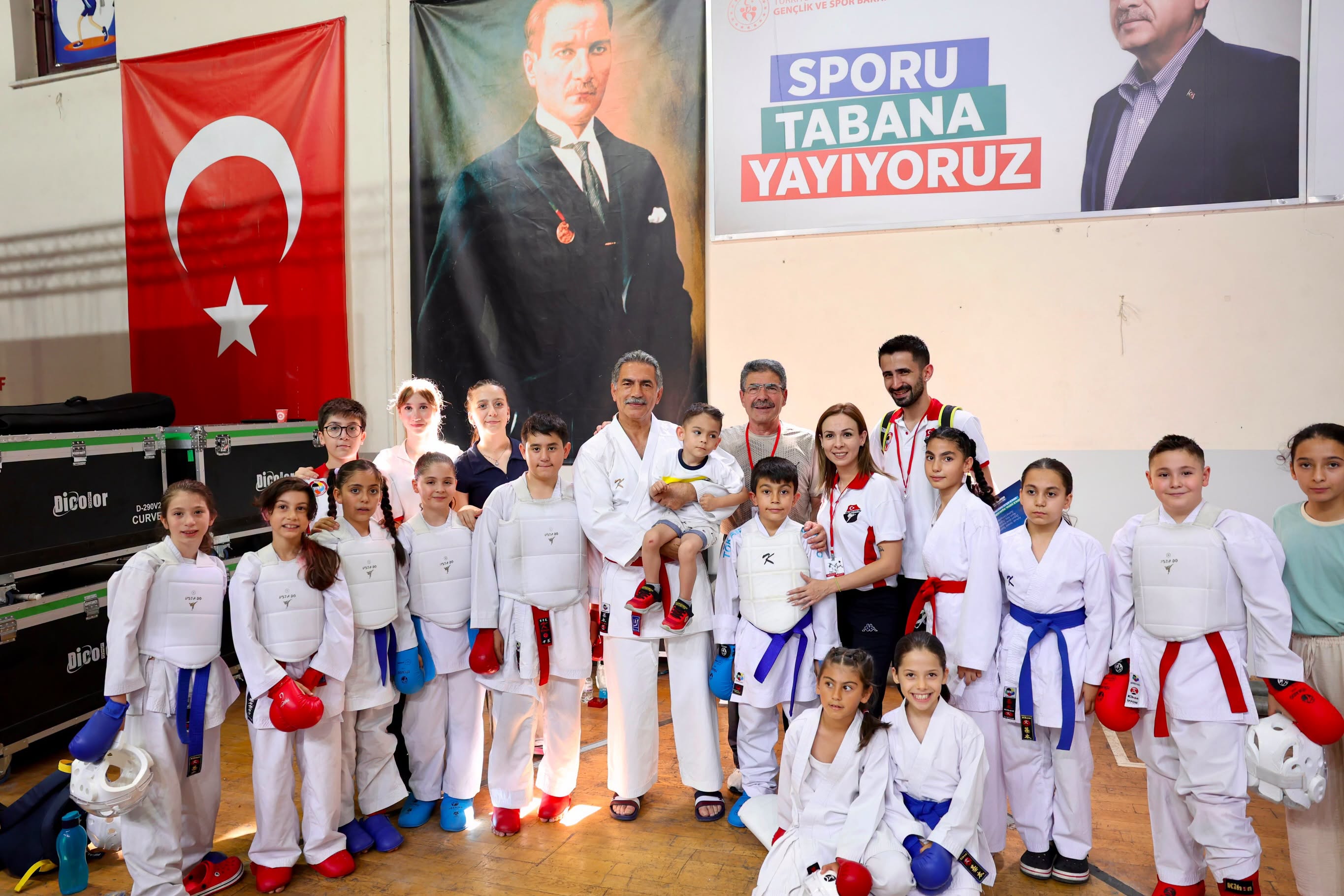 Gemlik Bir Kez Daha Yüzlerce Sporcuyu Ağırladı