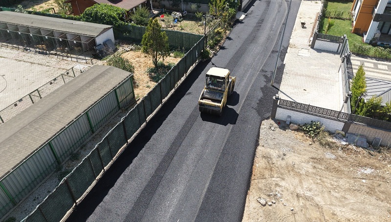 Umurbey’de 2 Bin 700 Ton Asfalt Serildi