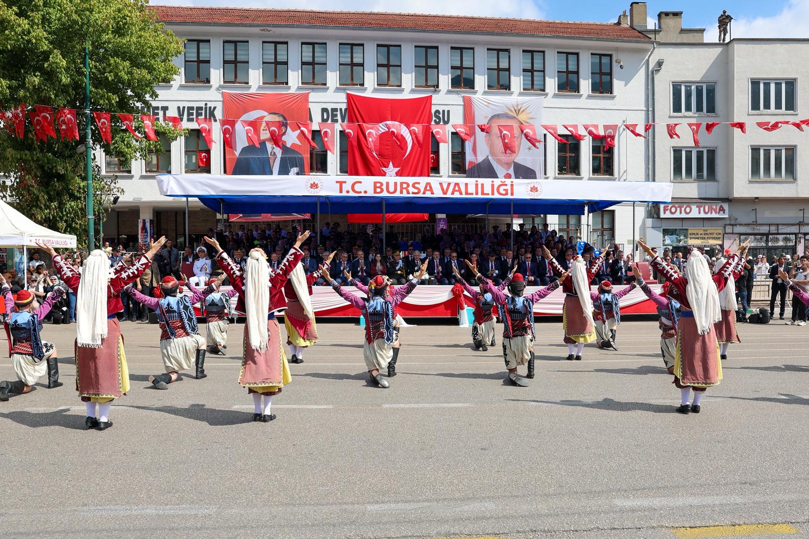 Bursa'da Zafer Bayramı Coşkusu