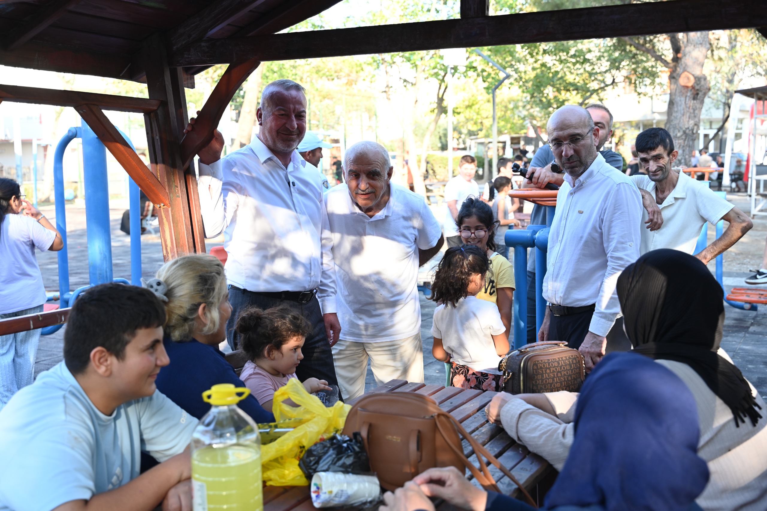 Karabatı Mahalle Buluşmalarına Emirsultan' dan  Start Verdi