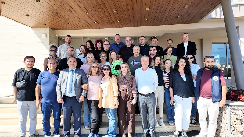 Gemlik Belediyesi’nden Okullarda Kapsamlı Temizlik