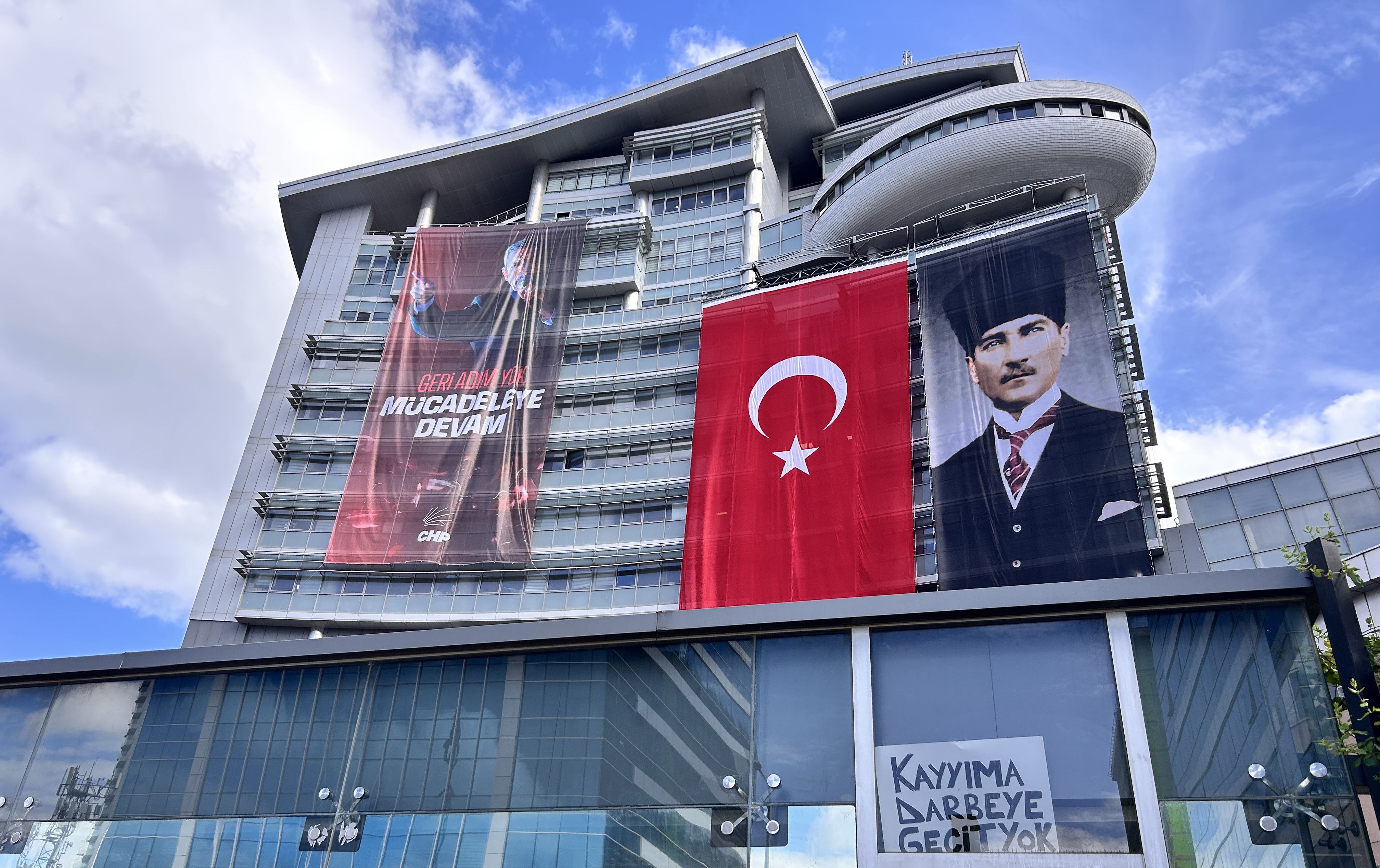 CHP'de İlk Genel Başkanlık Adayı Aytuğ Atıcı