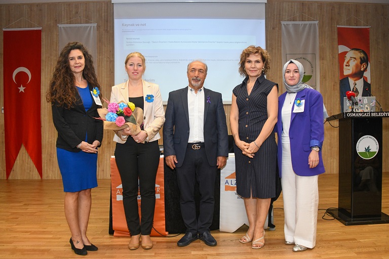 Alzheimer’de Erken Tanının Önemi Osmangazi’de Konuşuldu