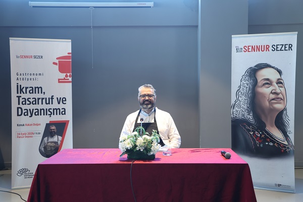 Sennur Sezer’in “Eski İkramları” Pancar Deposu’nda Canlandı