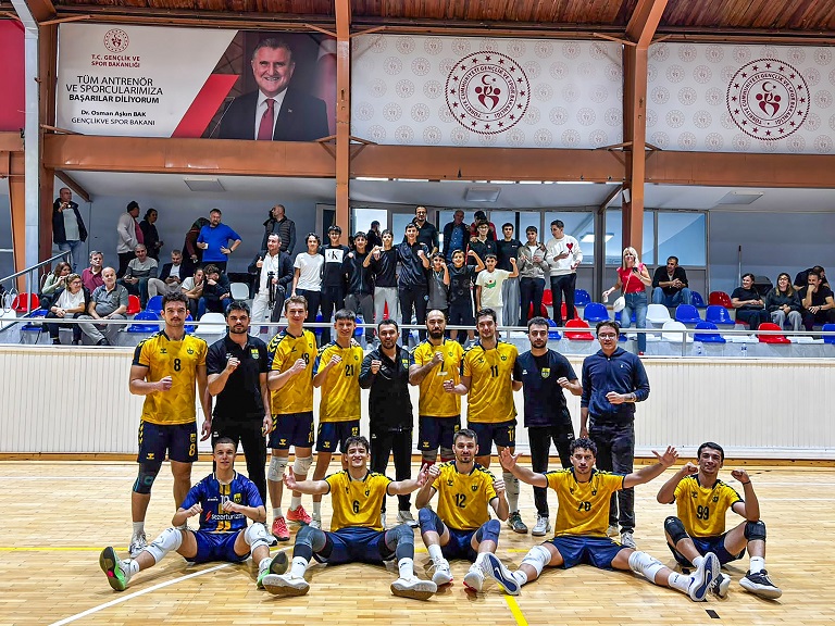 Yenişehir Belediyespor Sezona Set Vermeden Başladı