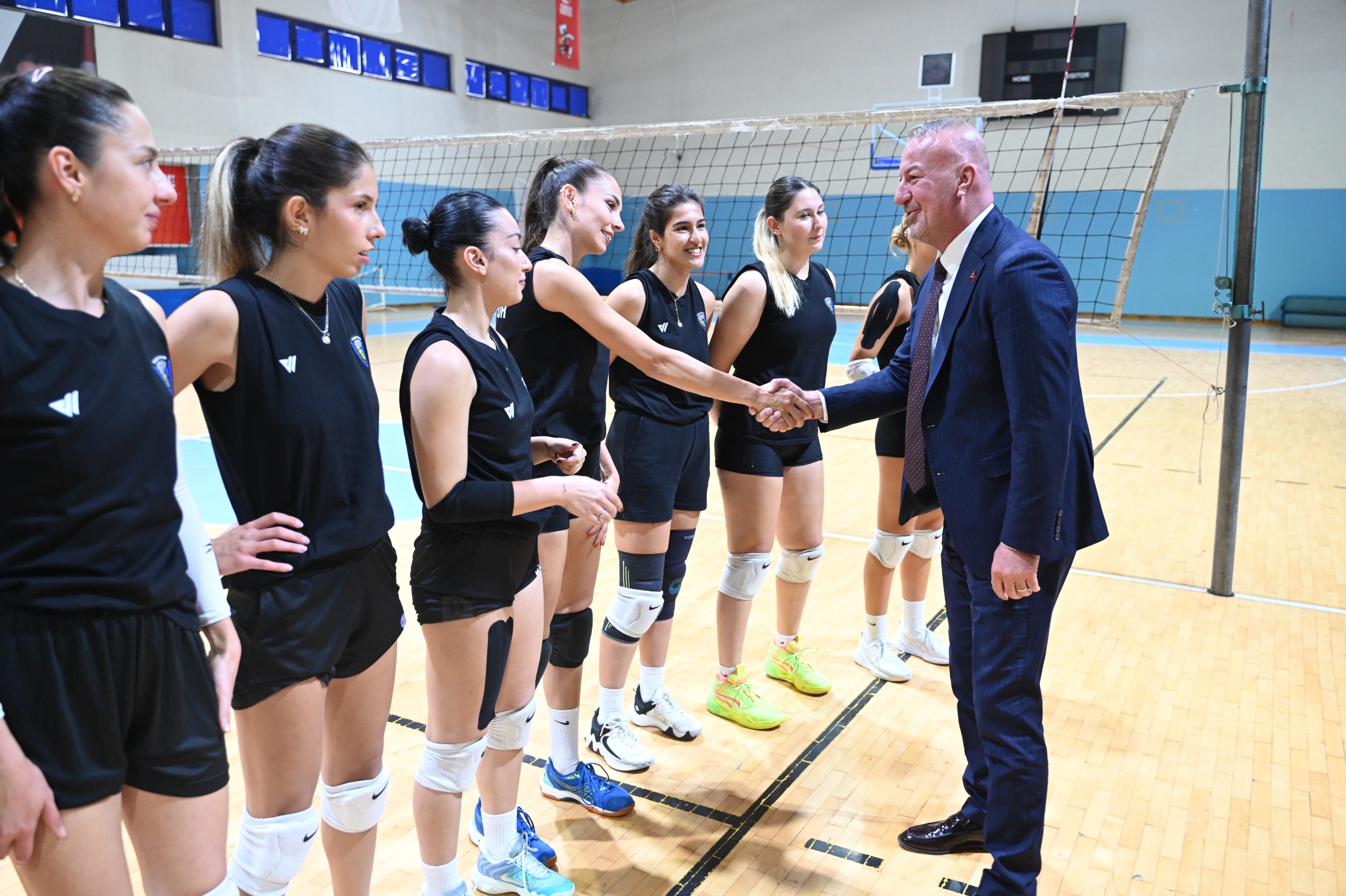 Karacabey'in Sultanları Sahne Alıyorlar