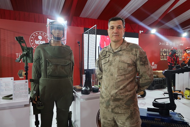 Mayınlı sahalara yerli ve milli dokunuş: Jandarma ÖMAT teknolojileri sergilendi