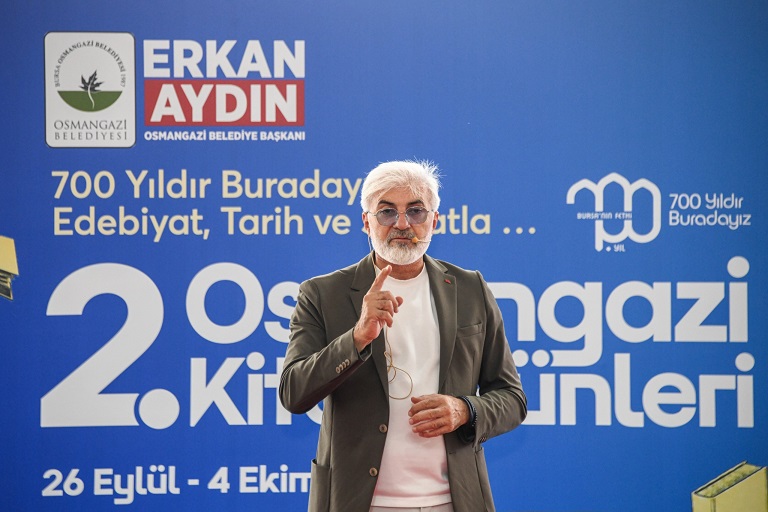 Orhan Kemal’in Bursa’sına Kitap Günleri’nde Işık Tutuldu