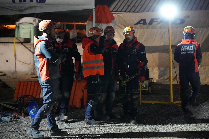 Bursa AFAD Arama ve Kurtarma Birliği'nin ulusal akreditasyon sınavı başarıyla tamamlandı