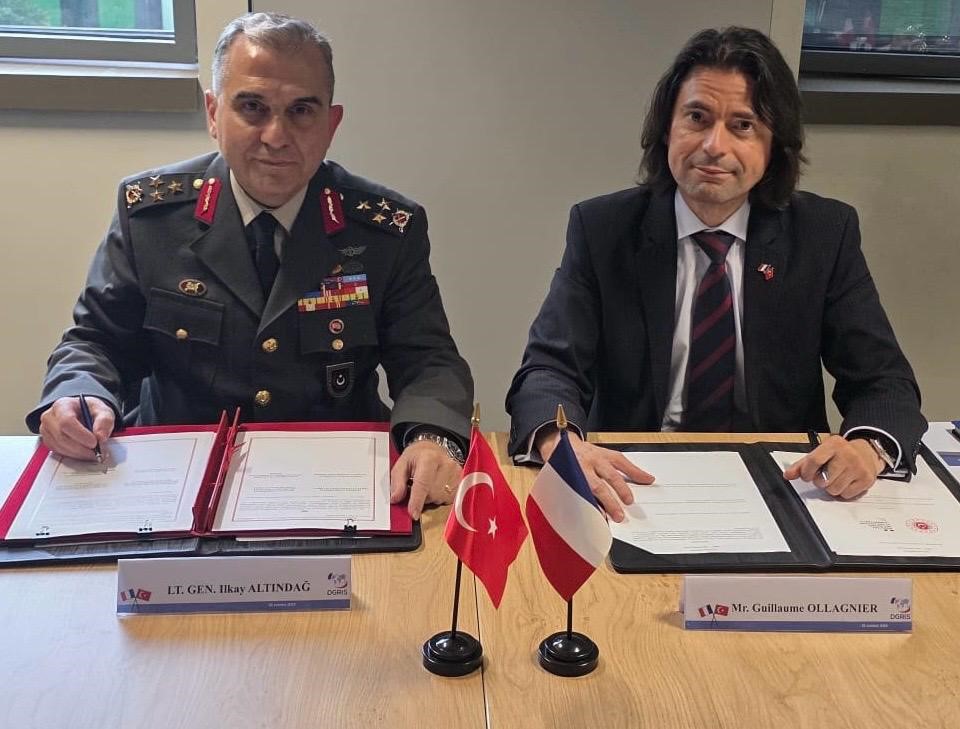 Türkiye İle Fransa Arasında 'Savunma İş Birliği Yol Haritası' İmzalandı