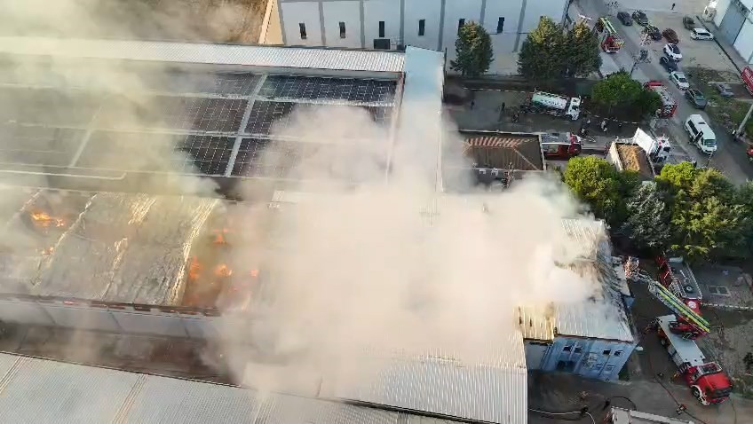Mobilya Fabrikasında Korkutan Yangın