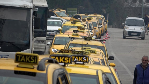 Bursa'da zamlı taksi ücretleri Pazar günü hayata geçiyor