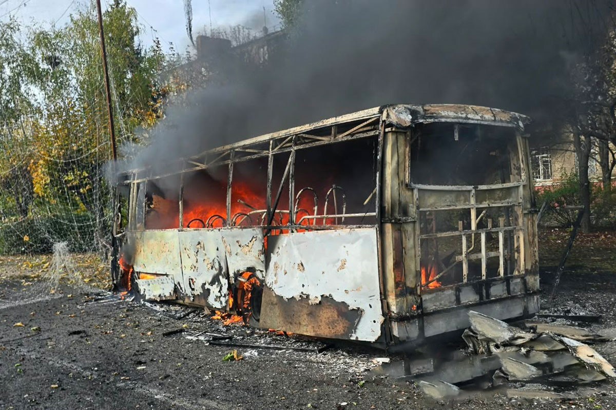 Rusya Ukrayna'da Otobüs Durağını Vurdu: 12 Ölü, 14 Yaralı