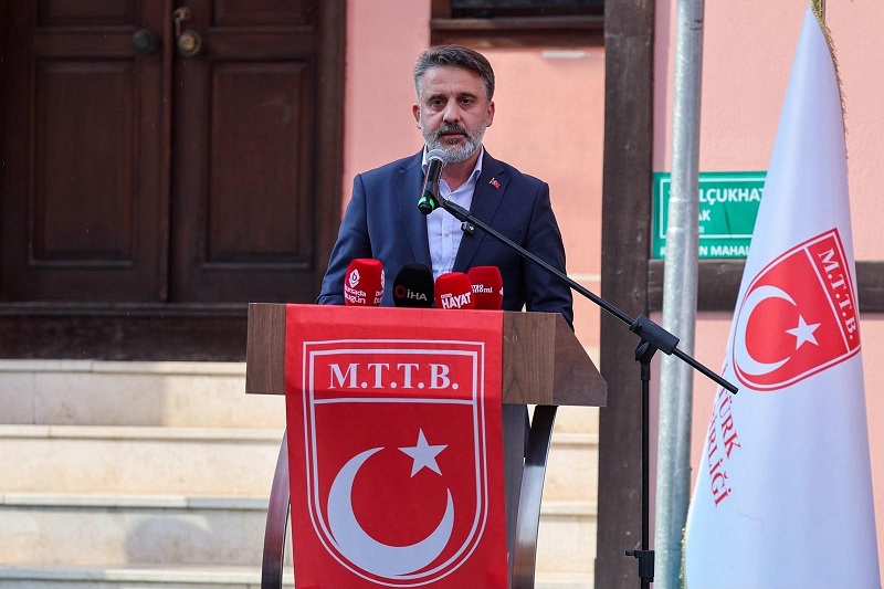 Başkan Vekili Biba: "Gayemiz, Bursa'nın güçlü mirasını gençlerimizin enerjisiyle buluşturmak"