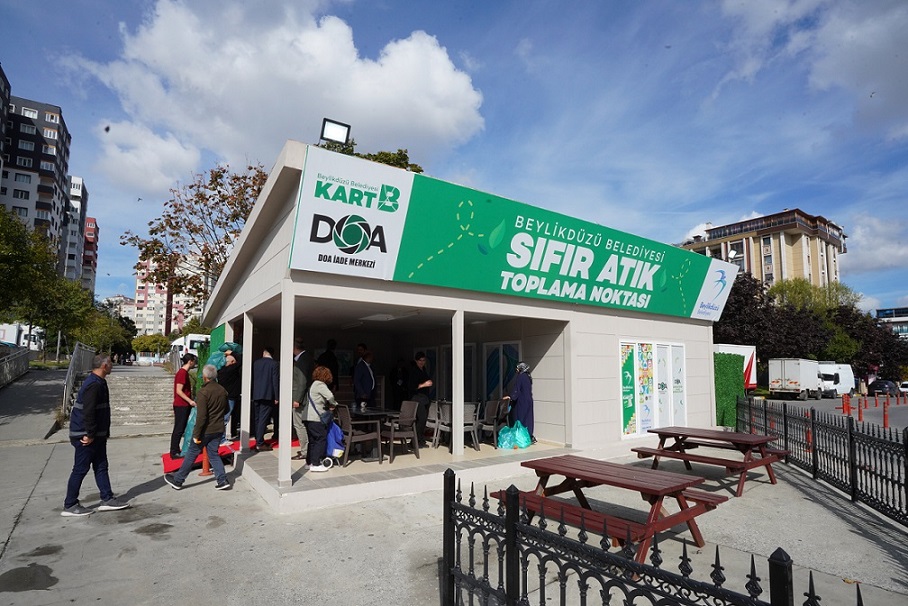 Beylikdüzü sıfır atık toplama noktası hizmete açıldı