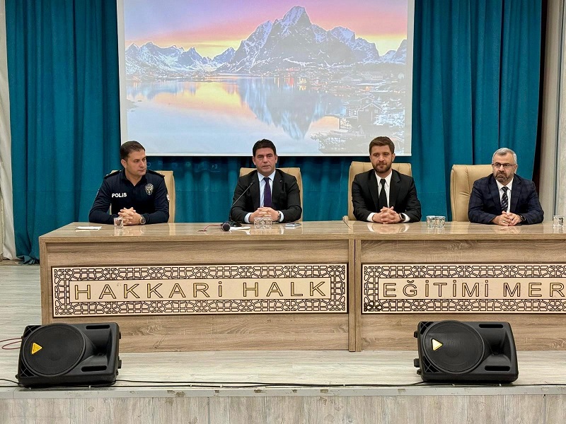 Hakkâri'de güvenli okul için 619 personel eğitildi