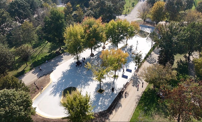Hikmet Şahin Kültür Parkı'nda yeni kaykay ve paten park yapımında sona gelindi