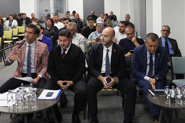 Mudanya'da bütçe krizi, evrak tepkisi meclise damga vurdu