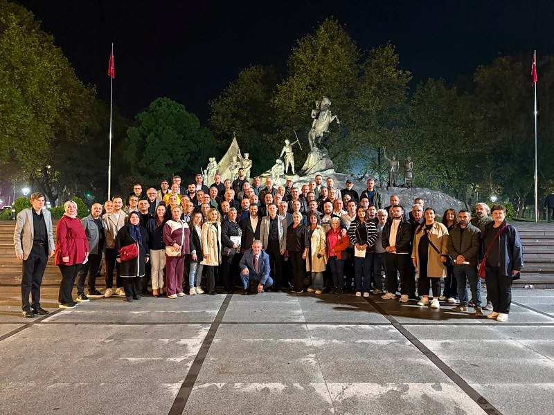 Şahin: 17 ilçe için adayım