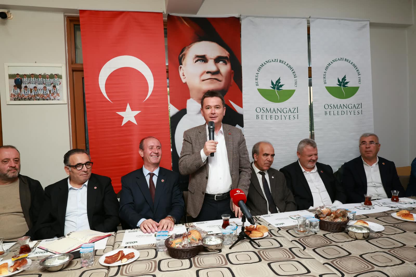 -	Başkan Erkan Aydın, 54’üncü Mahalle Kahvaltıları’nda Küplüpınar’ı Dinledi