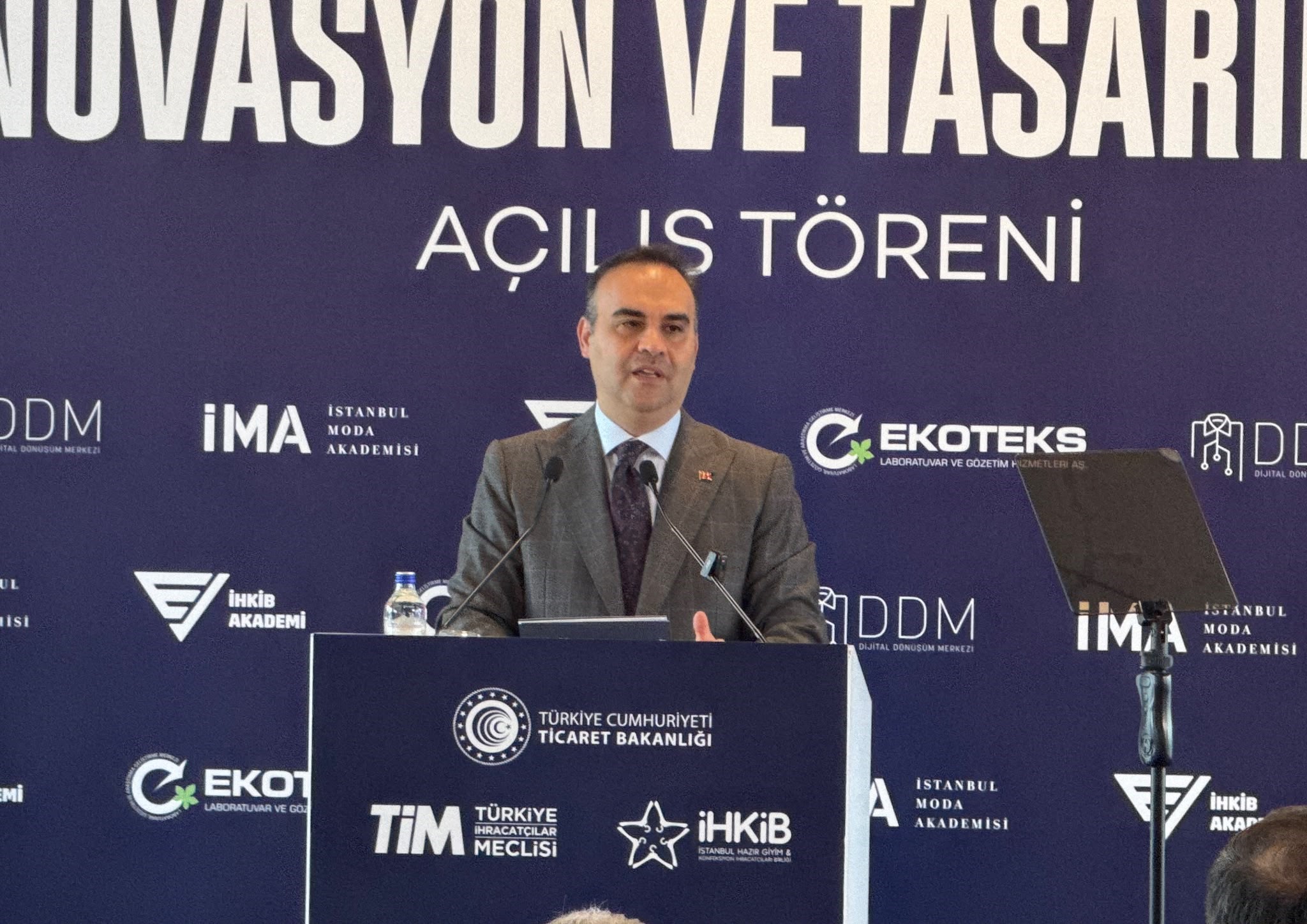 Tekstil Sektörüne 10,8 Milyar Liralık Destek
