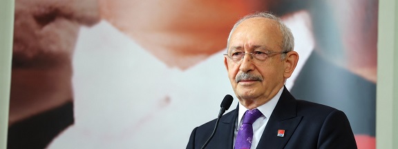 CHP'de 2 büyükşehir belediye meclis üyesi ve bir belediye başkanı disipline sevk edildi