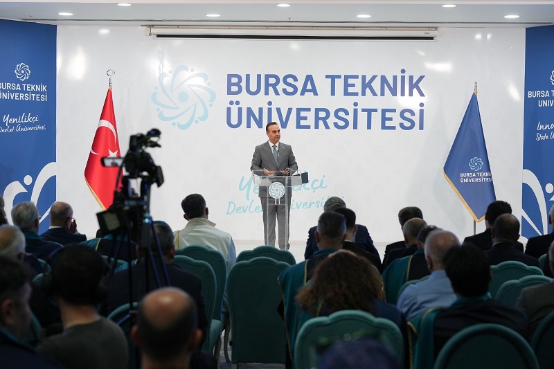 BTÜ’de Akademik Yılı Açılış Dersi Bakan Mehmet Fatih Kacır’dan