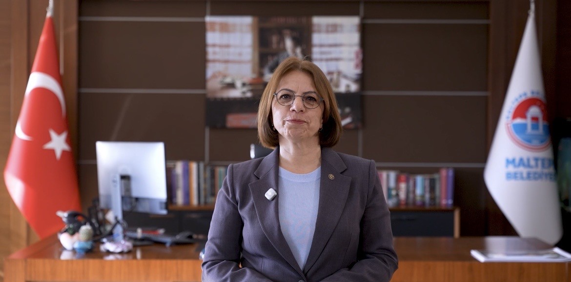 Esin Köymen YENİ Parti'ye Katıldı