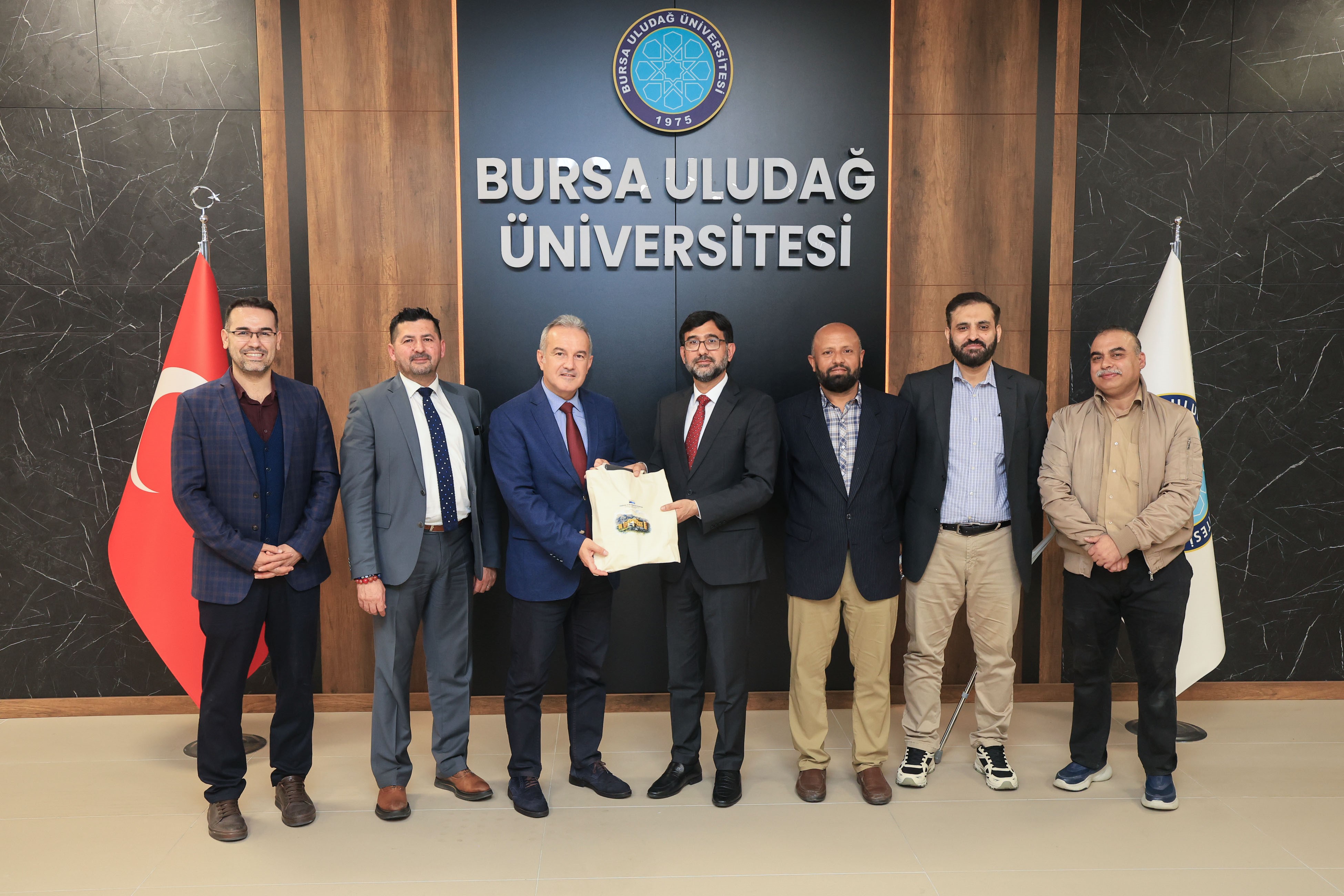 BUÜ, Pakistan'a Akademik Destek Verecek