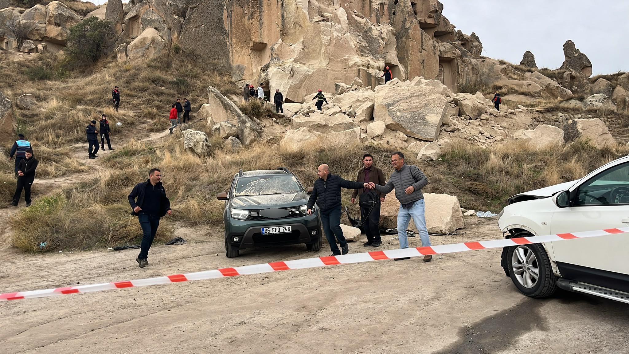Kapadokya'da Facia: Peribacası Çöktü