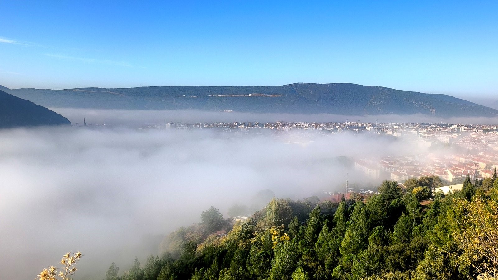 Muğla’da Sis Tabakası Görsel Şölen Sundu