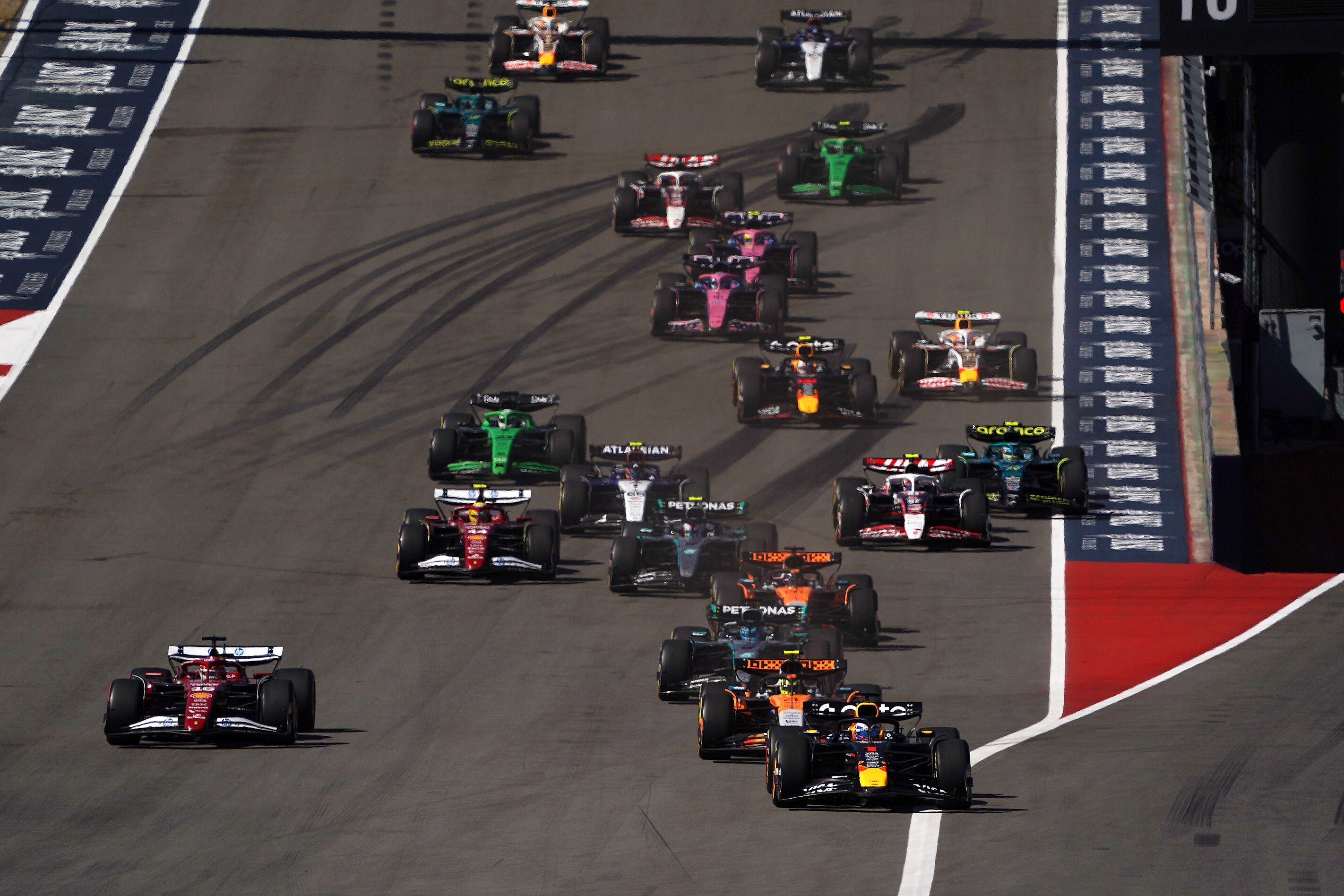 F1'de Şampiyonluk Düğümü Meksika'da Çözülebilir