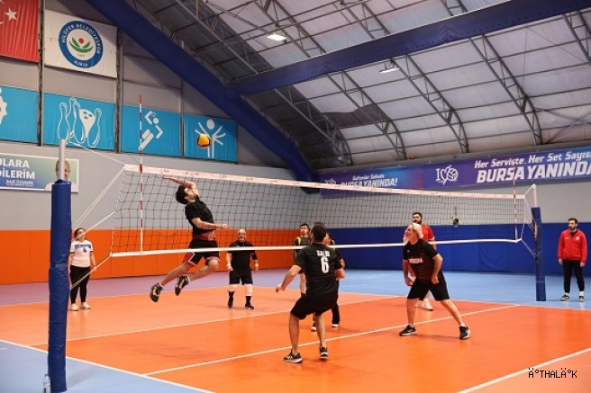 Nilüfer Belediyesi Çalışanları Filede Ter Döktü  