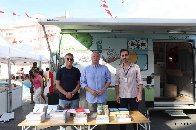 Nilüfer Belediyesi Gezici KüAtüphane 7. Mudanya Kitap Fuarı’nda
