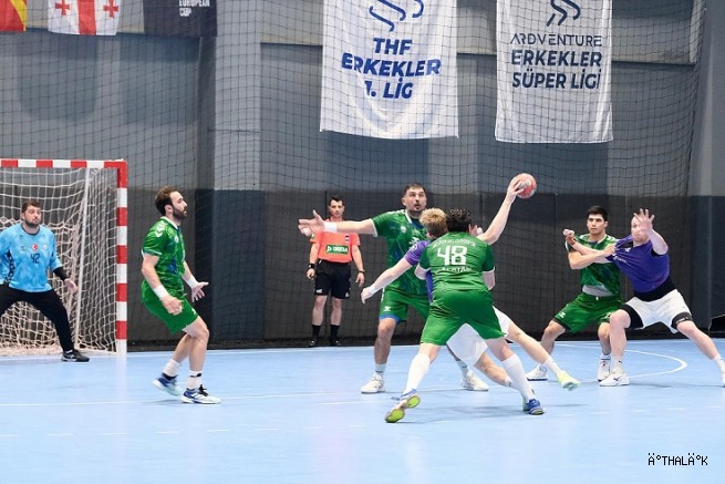 Nilüfer Belediyespor, EHF Avrupa Kupası’nda Tur Atladı
