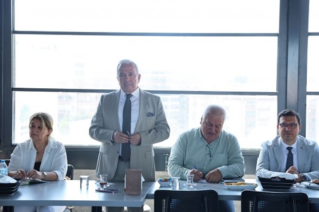 Nilüfer Belediyespor Kulübü Bursa Voleyboluna Yön Verenlerle Buluştu