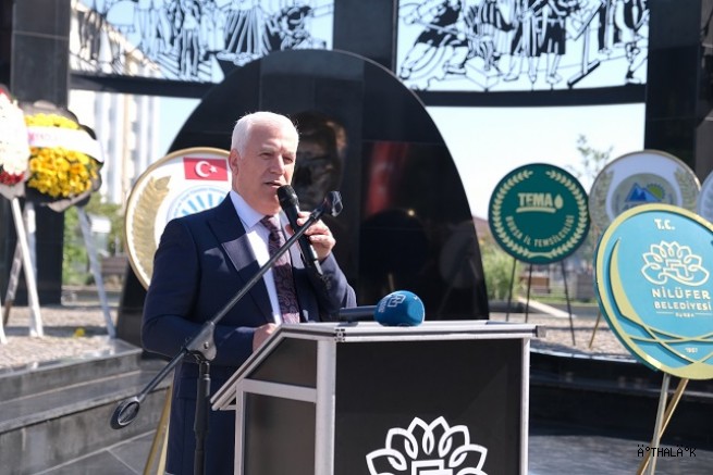 Nilüfer’de 19 Mayıs Kutlamaları Çelenk Sunma Töreni İle Başladı