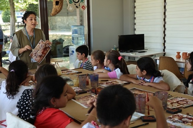 Nilüfer’de Çocuklar Arkeoloji İle Tanışıyor