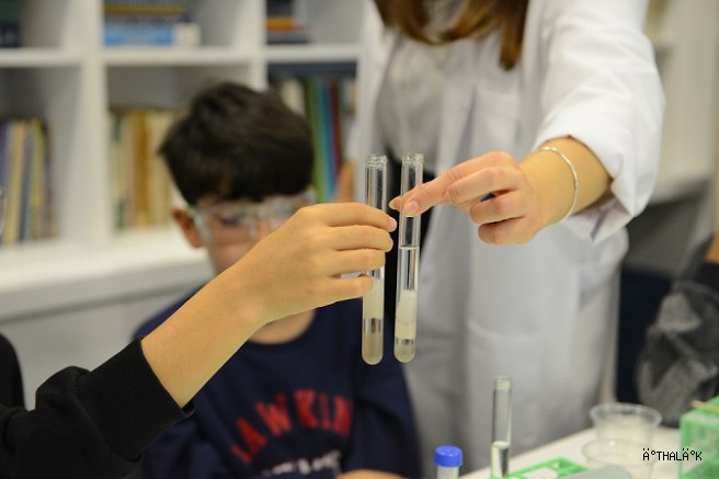 Nilüfer’de Çocuklar Muzdan DNA İzolasyonu Yaptı