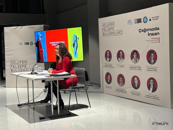 Nilüfer’de Distopyada Kadın Kimliği Tartışıldı