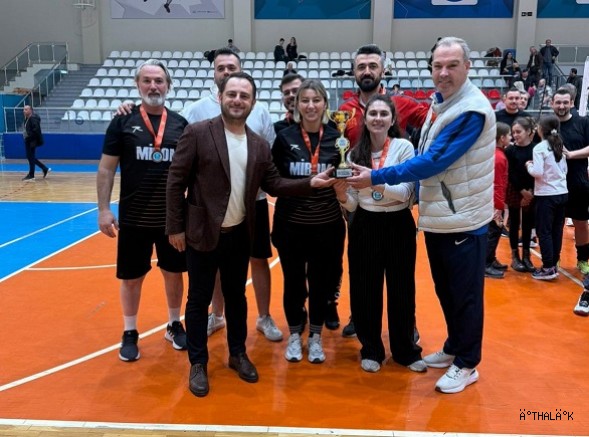 Nilüfer’de Şampiyon Yapı Kontrol Müdürlüğü Oldu