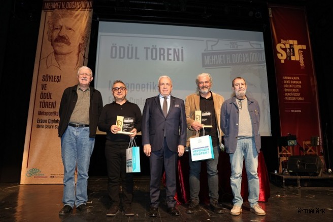 Nilüfer'de Şiir Eleştirisinin Prestij Ödülleri Sahiplerini Buldu