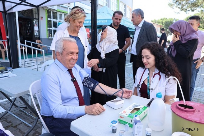 . Nilüfer Halk Sağlığı Günleri Yoğun İlgiyle Tamamlandı 