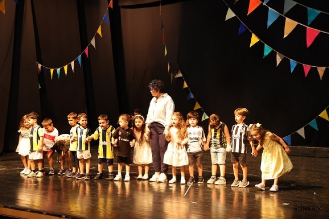 Nilüferli Minikler Drama Gösterileriyle Alkış Topladı